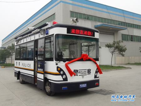 河北承德鴻馬移動(dòng)警務(wù)室發(fā)車——延伸警務(wù)力量 力推平安建設(shè)