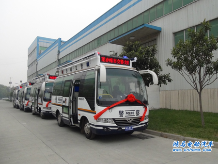 內(nèi)蒙古赤峰5臺(tái)鴻馬移動(dòng)警務(wù)室發(fā)車——打造社會(huì)治安防控新亮點(diǎn)